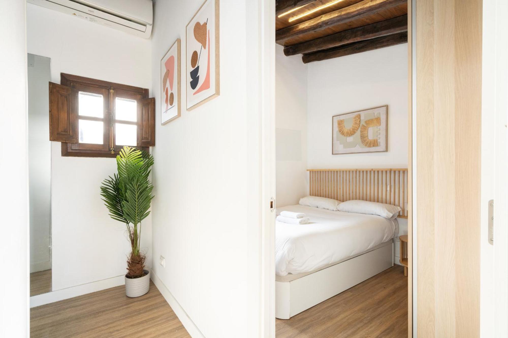 Apartmán Atico Con Terraza En Lavapies Alquiler Temporal Madrid Exteriér fotografie