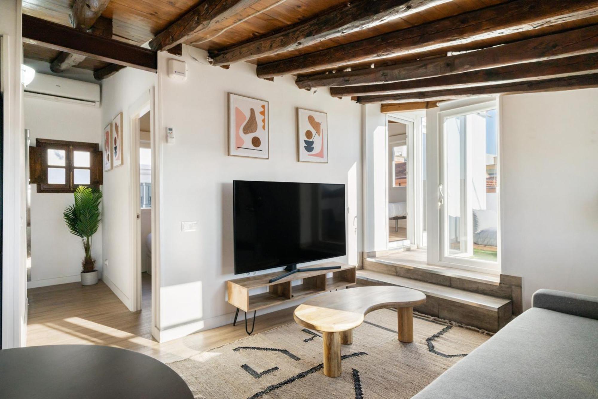 Apartmán Atico Con Terraza En Lavapies Alquiler Temporal Madrid Exteriér fotografie