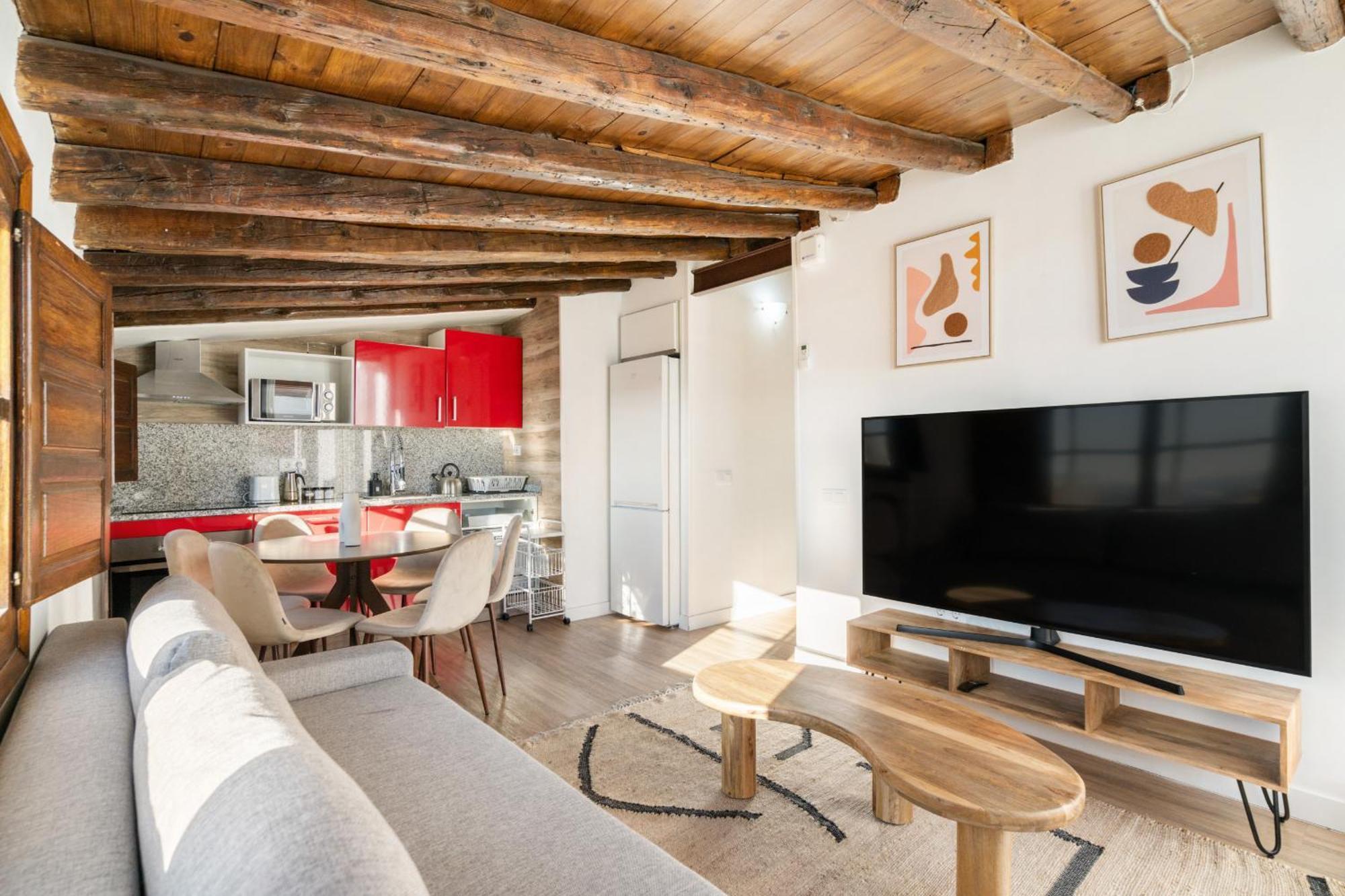 Apartmán Atico Con Terraza En Lavapies Alquiler Temporal Madrid Exteriér fotografie